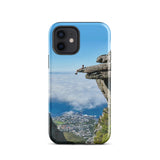 Coque iPhone® (Homme au bord d'une falaise) Home Travel World Store