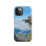 Coque iPhone® (Homme au bord d'une falaise) Home Travel World Store