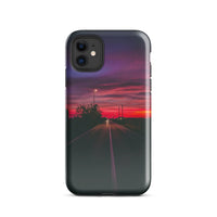 Coque iPhone® (Sunset road trip) Home Travel World Store
