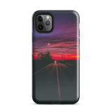 Coque iPhone® (Sunset road trip) Home Travel World Store
