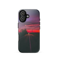 Coque iPhone® (Sunset road trip) Home Travel World Store