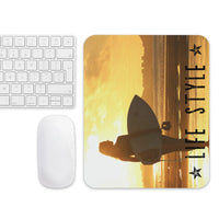 Tapis de souris Life style ( Surfeuse au coucher du soleil ) Home Travel World Store