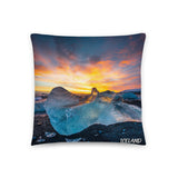 Coussin Island (Coucher de soleil et geyser islandais) Home Travel World Store