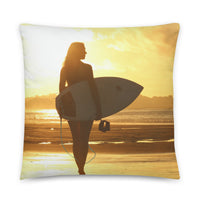 Coussin premium (Surfeuse sunset) Home Travel World Store