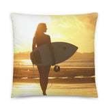 Coussin premium (Surfeuse sunset) Home Travel World Store