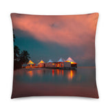 Coussin premium Maldives (Cocktail tropical et coucher de soleil sur bungalow) Home Travel World Store